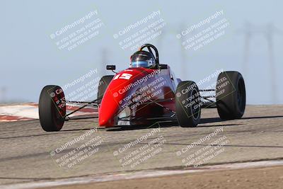 media/Oct-26-2025-CalClub SCCA (Sun) [[8ce1e69566]]/Group 6/Grapevine/